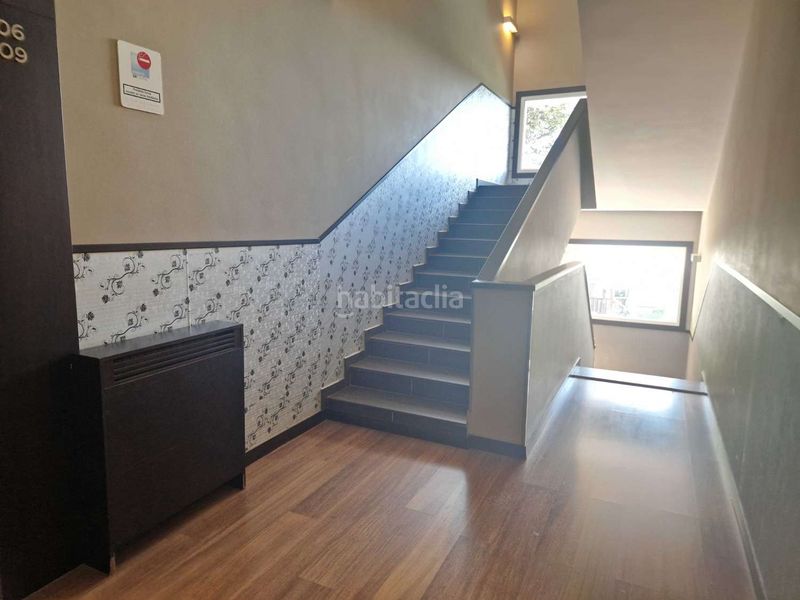 Foto 6f33817a-b77f-4a71-bc40-d099770835a4. Edificio en Brión