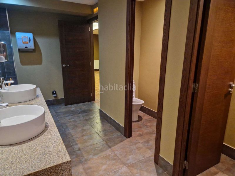 Foto 848d4604-b515-4148-b104-5ab38856211f. Edificio en Brión