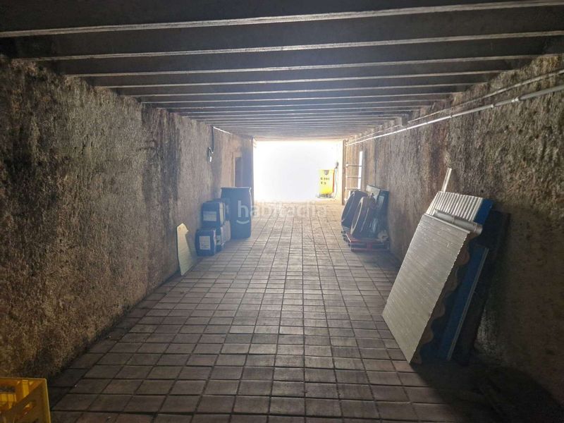 Foto fa3b3e40-3067-4202-8794-5a782edd5540. Edificio en Brión
