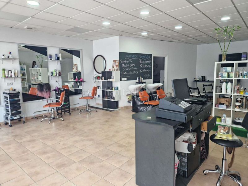 Foto 2782070a-5e37-4f98-964a-a346b23642a5. Lloguer local comercial a Bertamirans Ames
