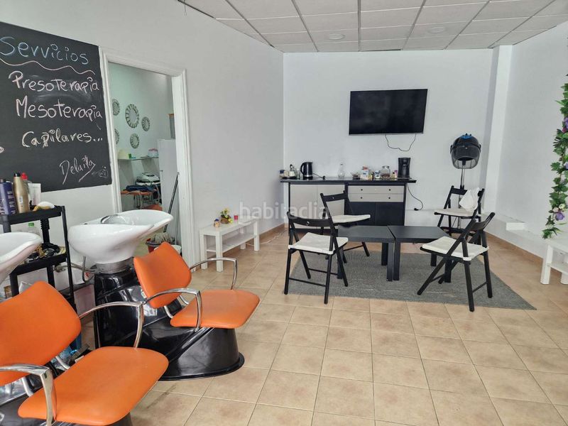 Foto 54c14cc8-e76b-47b2-99dd-9d88594b5da0. Lloguer local comercial a Bertamirans Ames