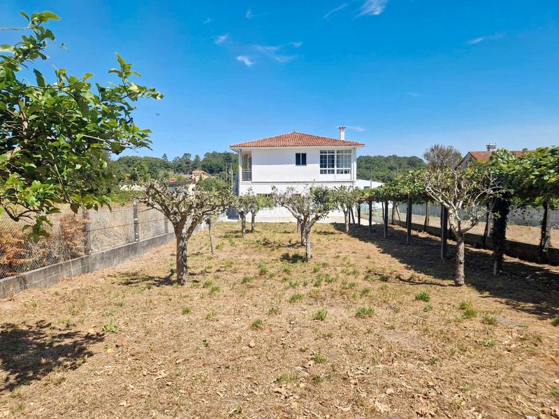 Foto d1f4663a-cda9-40b2-a236-33a12785fdc1. House with heating parking in Teo