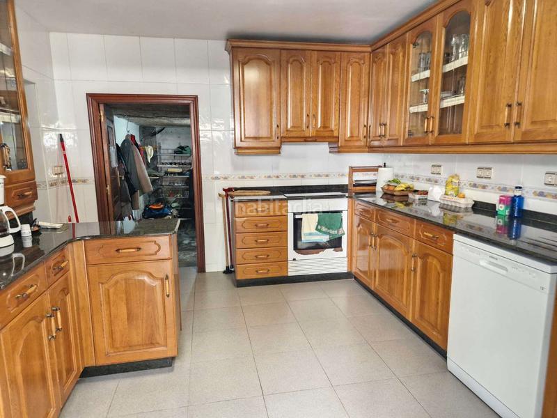 Foto 12391de8-725c-4fe5-86f7-89987206672b. Casa adosada en Teo