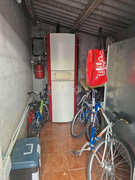 Foto 4b0f9f69-b697-486e-aeb4-8811e7d93e2e. Casa adosada en Teo