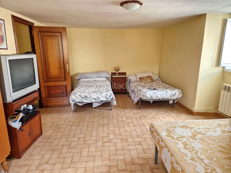 Foto a371f527-77e4-4638-b6cf-9000ebf2b11c. Casa adosada en Teo