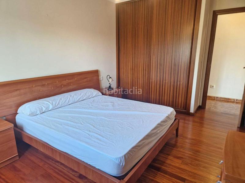 Foto 0b3707af-850d-49f1-8f85-7f7acf2f18a3. Appartement avec chauffage parking dans Rois