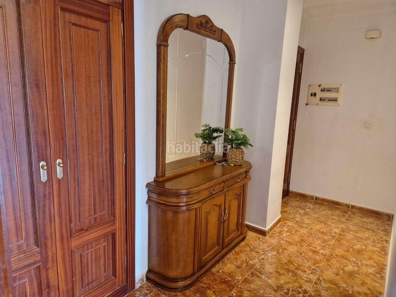 Foto f7cd045d-c16c-46cf-b235-24cdfc6a6a08. Flat with heating parking in Rois