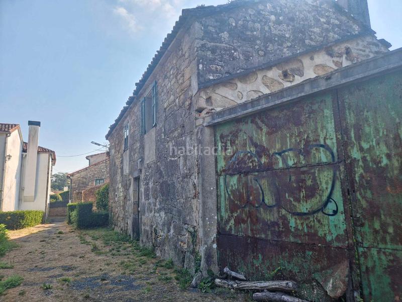 Foto 16492bdf-6ff8-443d-b248-bb33c9290394. Casa adosada en Brión