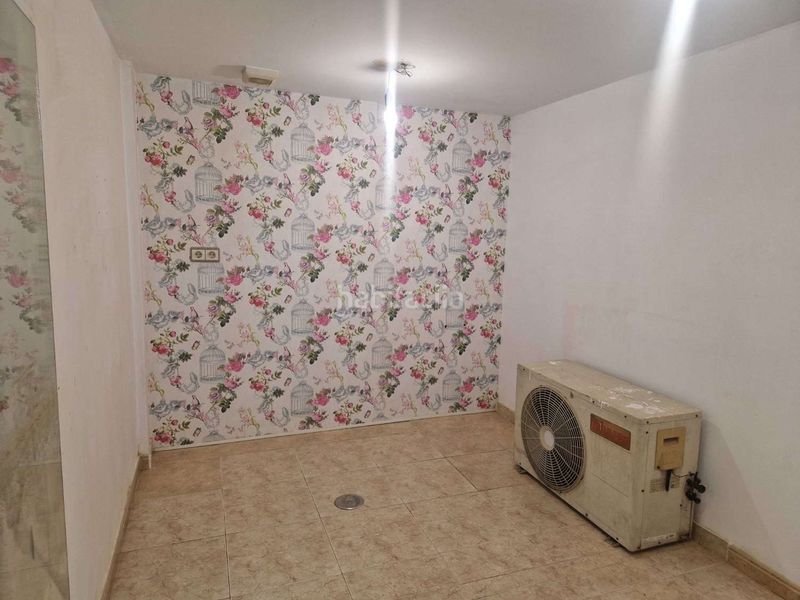 Foto fe08aab7-3a00-4358-aff7-65c51e3cb7ea. Alquiler local comercial en Bertamirans Ames
