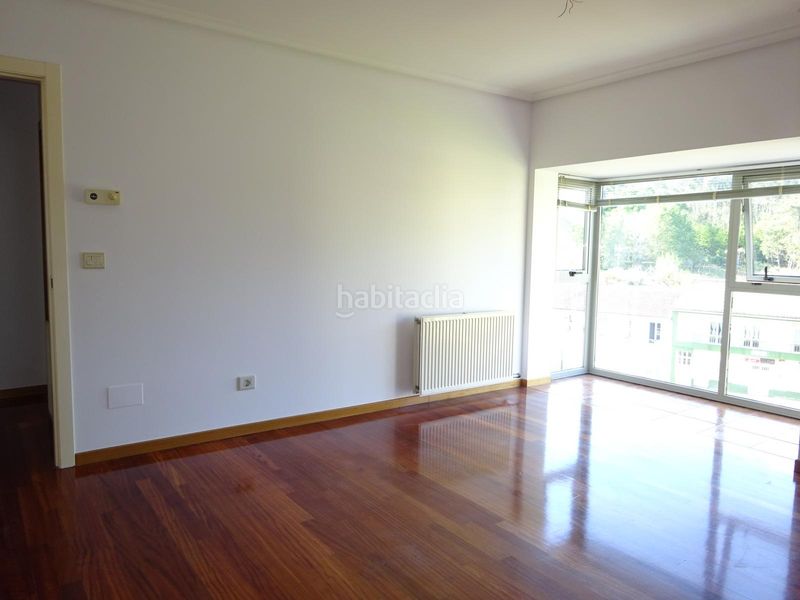 Foto 0765f839-4186-46a4-8f5f-c3e3912b3ec5. Pis amb calefacció aparcament piscina a Brión