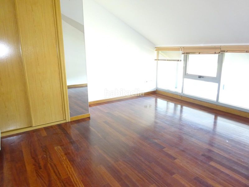 Foto 55f62bdc-5795-4dd2-94c0-c94fe52631f6. Pis amb calefacció aparcament piscina a Brión