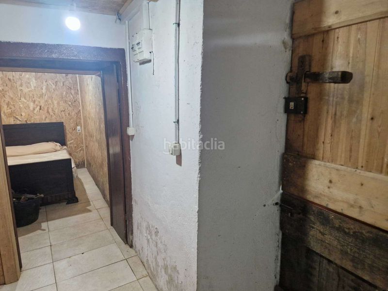 Foto a0b117a3-1fe9-47ff-8969-f664b3951456. Casa adossada amb aparcament a Teo