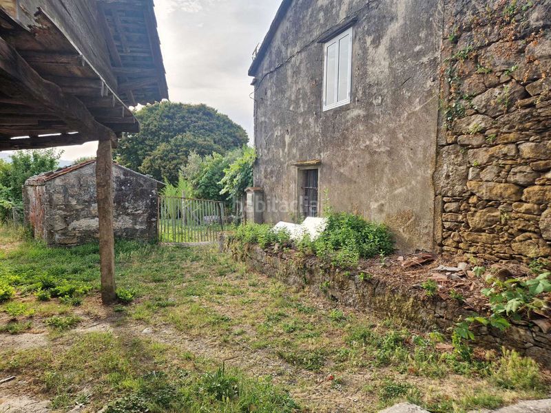 Foto a4621484-7111-428a-922c-be9c900d8488. Casa adossada amb aparcament a Teo