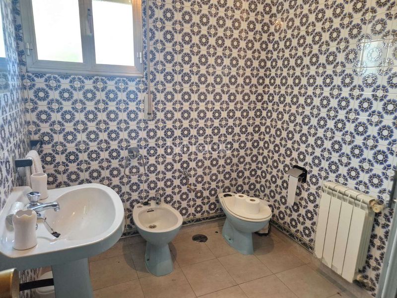 Foto 1783c5ea-4987-47f7-82b5-aad6459f8a75. Casa con riscaldamento parcheggio in área de Ames Ames