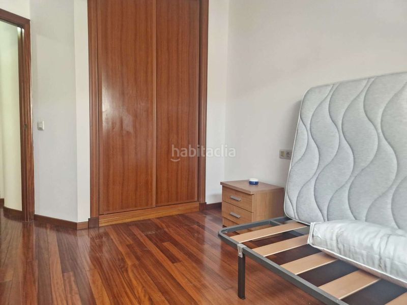 Foto b5504b95-78d7-403c-9121-39209ae5c606. Piso en O Milladoiro Ames