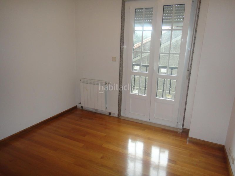 Foto d8e86e48-0f70-49aa-8a81-6a26f2161d6f. Location maison avec chauffage parking dans Brión