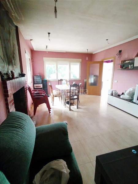 Foto 21b4eae5-5ddb-423b-86df-6861d9928fc7. Bauernhof mit heizung parking in Calvarrasa de Arriba