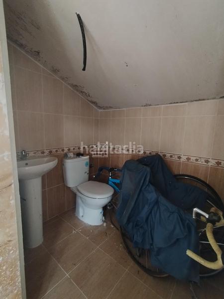 Foto ac16b4b6-1d6d-43fd-9cf7-4bf2ae470e26. Bauernhof mit heizung parking in Calvarrasa de Arriba