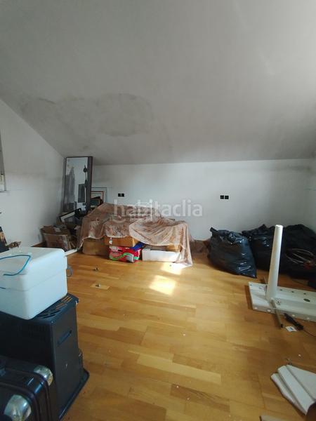 Foto b1fe1d44-1a8a-4e12-8f22-5fb477b5a276. Bauernhof mit heizung parking in Calvarrasa de Arriba