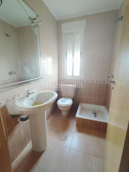 Foto fcd6c069-2b99-49ce-91c4-b6234286128e. Bauernhof mit heizung parking in Calvarrasa de Arriba