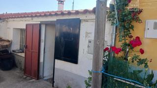 Casa  San benito. Pedrosillo de los airescasa
