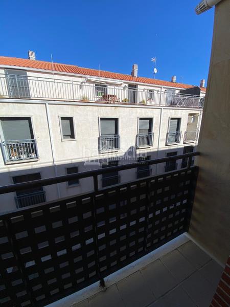 Foto c3ce460c-5153-40c1-8833-61f655798f46. Appartement avec chauffage parking dans Castellanos de Moriscos