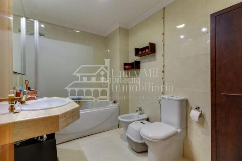 Foto 3257745a-34a6-4ef1-9973-b074d54f9b8a. Chalet con riscaldamento parcheggio piscina in Villamayor