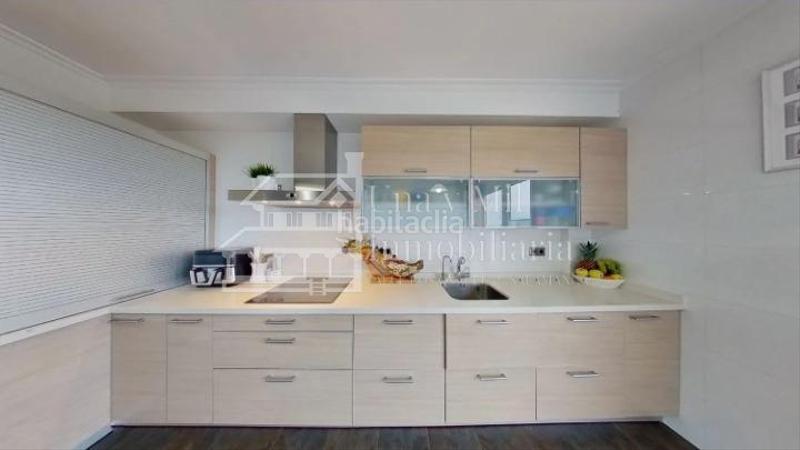 Foto 4a9bde21-6e04-4b0c-b1ce-393a637edec9. Chalet con riscaldamento parcheggio piscina in Villamayor