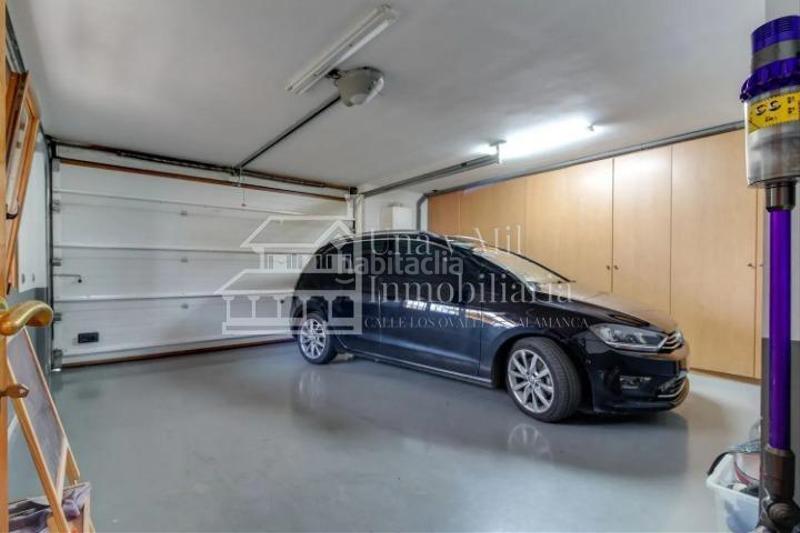 Foto 96f489a7-9a28-474c-9162-6cc9c91765e9. Chalet con riscaldamento parcheggio piscina in Villamayor