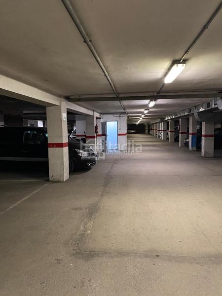 Foto 4a58b8b4-1b21-4eaf-b144-b2a1f412e194. Parking coche garaje en Guijuelo