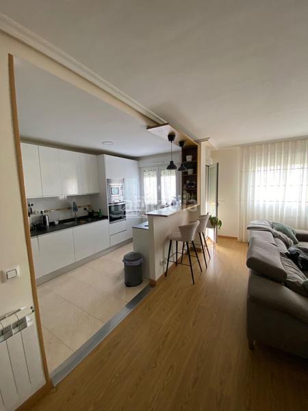 Foto b40e2c7c-2b7d-4b57-a7c9-5a3d75a91f8f. Chalet  en Carrascal de Barregas