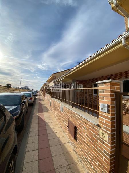 Foto bc5d1218-1af4-4507-a0ad-9b17cb4ea268. Chalet  en Carrascal de Barregas