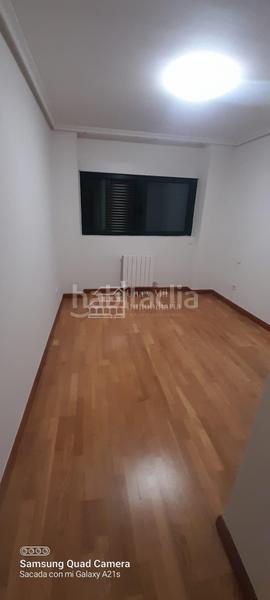 Foto 9ffabd45-ea0f-4504-8b29-dd83189e6df8. Location appartement avec chauffage parking dans Rollo - Puente Ladrillo Salamanca
