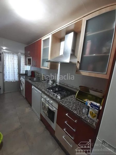 Foto 84ab8cff-899e-483b-b8e3-c4ee1af42d8e. Casa amb calefacció aparcament a Sequeros