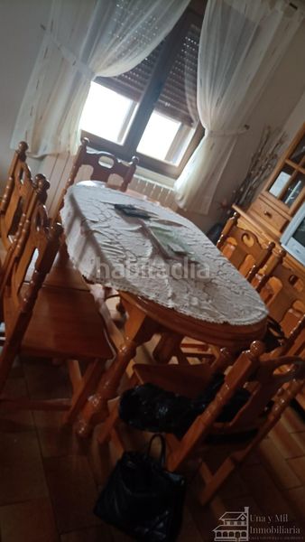 Foto ad9aa00e-e90c-4f15-aee7-c9af04fc5829. Casa amb calefacció aparcament a Sequeros
