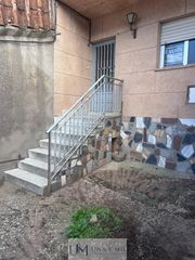 Haus  Doctor rodriguez moreno. Valdelacasacasa