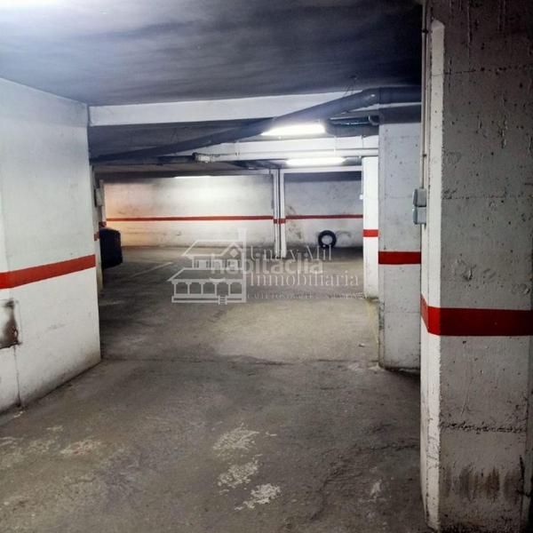 Foto d2afcb45-bdd0-41e5-8670-b13dc89e8bae. Parking coche garaje en Garrido Sur Salamanca