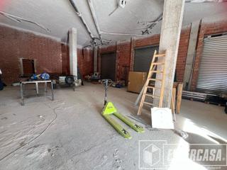 Local Comercial a Pasaje moli 3