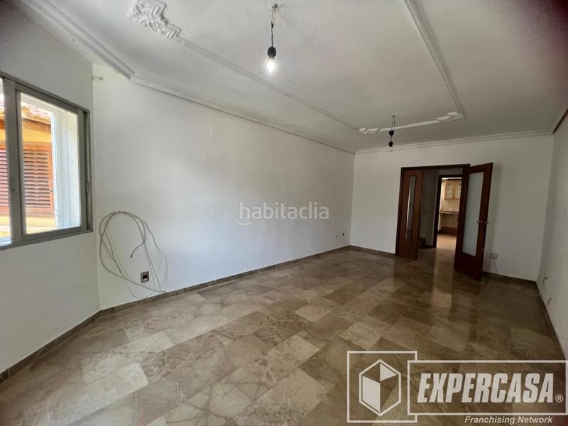 Foto 52af9bb7-d25a-437b-a245-b94b5d0810b7. Casa adosada en Silla