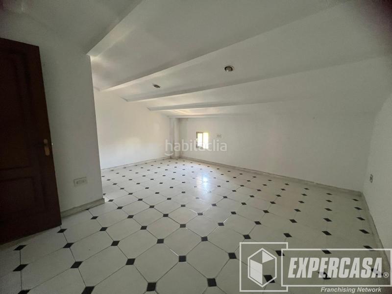 Foto 6a130ee3-2e29-447a-86fd-766cdd4872e8. Casa adosada en Silla