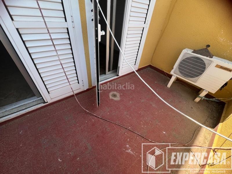 Foto e4d1e116-19dd-4908-9da1-963230465680. Casa adosada en Silla