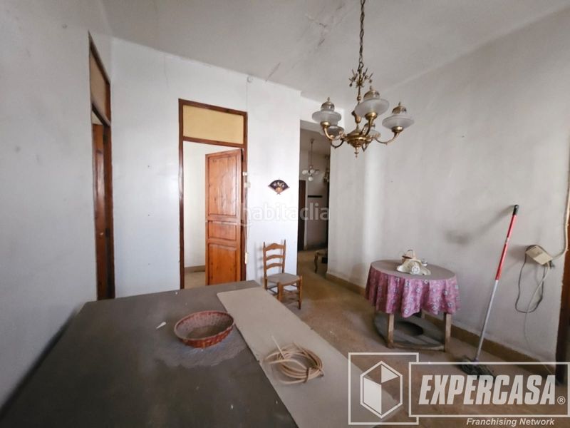 Foto 2fc8b695-b7ff-4e2f-aae9-b707a4849e8c. Edifici a Silla