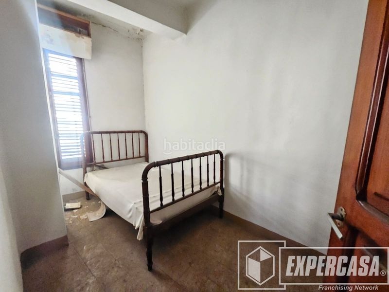 Foto a5503a89-5a54-495b-a9c4-dac084faf4ae. Edifici a Silla