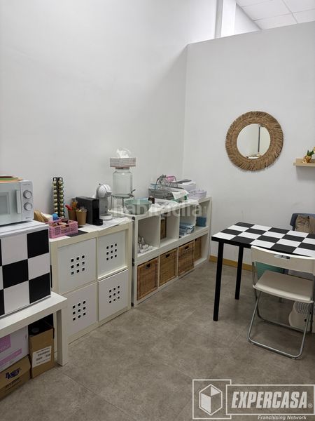Foto 6d2c22cf-8c6a-4ae6-ac33-ab49176495c6. Traspàs local comercial a Albal