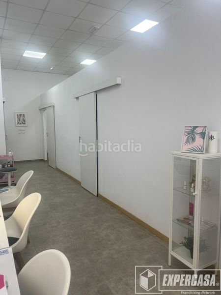 Foto e21a78db-6aa3-4e95-b8c4-d7d4168ac715. Traspàs local comercial a Albal