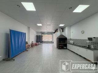 Local commercial à Silla