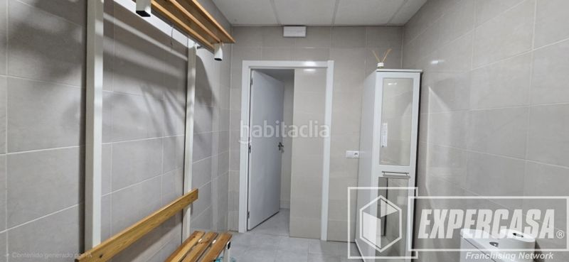 Foto 52d33275-507f-47a1-835d-4eb4b21e5fd6. Local comercial a Silla