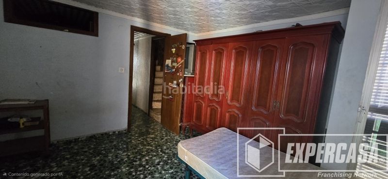 Foto 98c2d589-cd7f-4df8-95bc-c461f36b1e36. Edificio en Silla