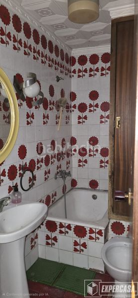 Foto 9d420a8a-5476-48c5-a0cc-8063de587ca3. Edificio en Silla