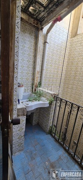 Foto aab5f17c-ad2e-4521-9b49-b61accddeded. Edificio en Silla